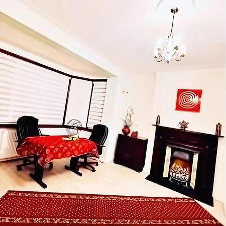 Beautiful Double En-Suite Room, Separate Entrance, Ilford, Central Line Gants Hill, Free Parking Luaran gambar